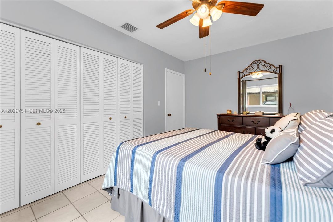 For Sale: $649,000 (3 beds, 1 baths, 1296 Square Feet)