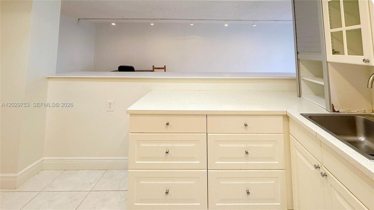 En Venta: $210,000 (2 camas, 1 baños, 1075 Pies cuadrados)