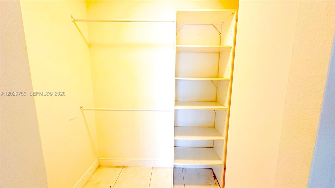 En Venta: $210,000 (2 camas, 1 baños, 1075 Pies cuadrados)
