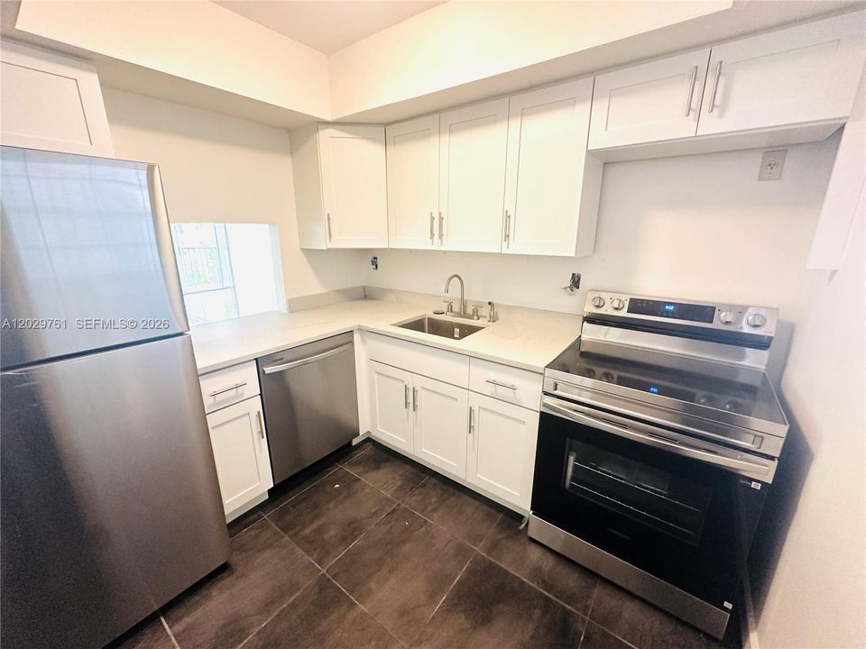 Vendido Recientemente: $285,000 (1 camas, 1 baños, 750 Pies cuadrados)