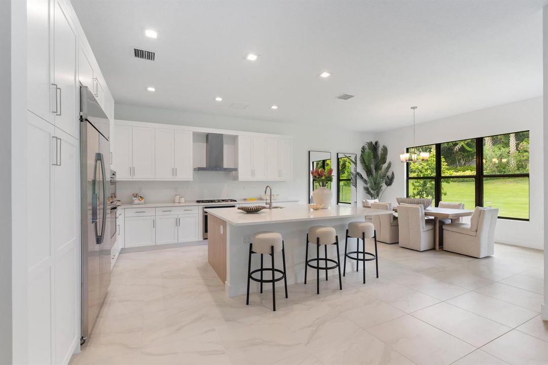 Kitchen & Dining Room