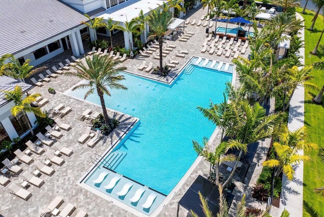 Resort Style Pool