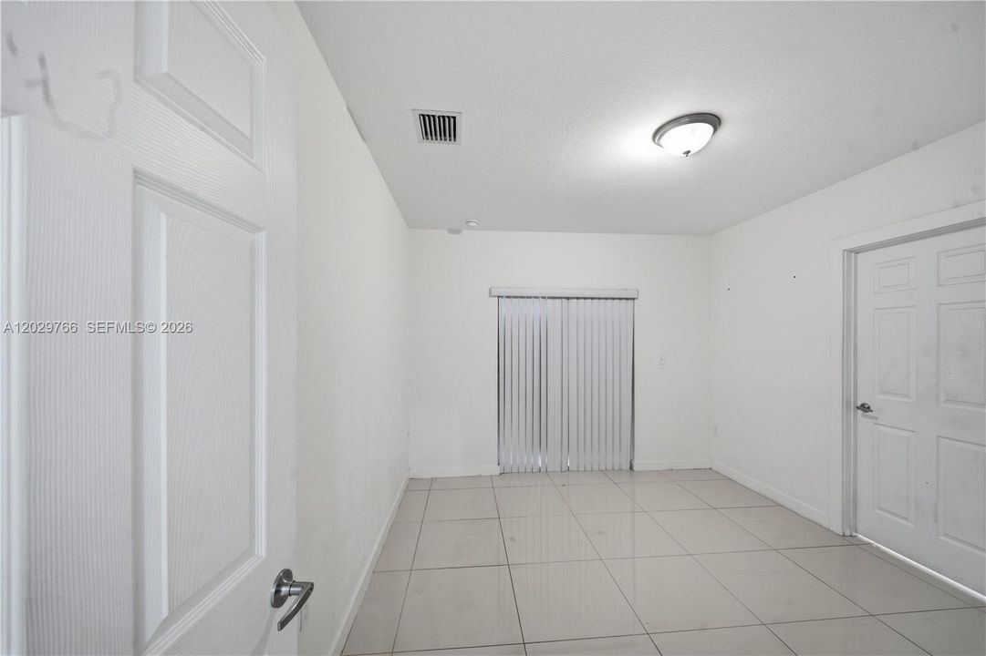 En Venta: $825,000 (0 camas, 0 baños, 2440 Pies cuadrados)