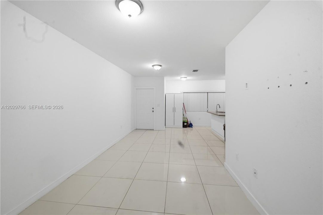 En Venta: $825,000 (0 camas, 0 baños, 2440 Pies cuadrados)