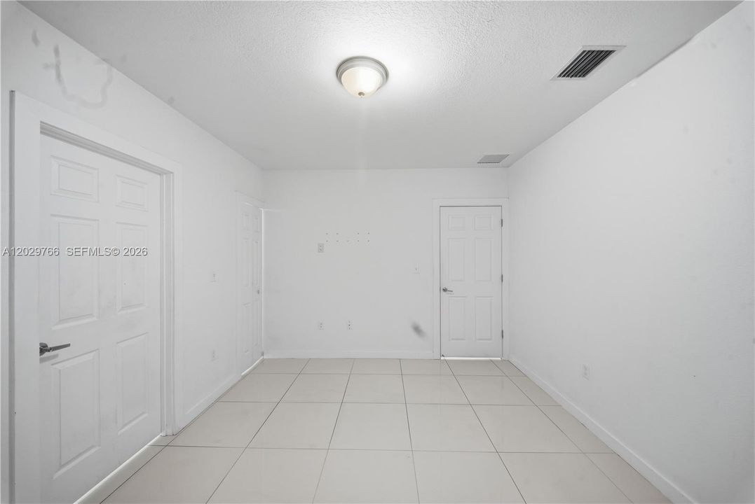 En Venta: $825,000 (0 camas, 0 baños, 2440 Pies cuadrados)