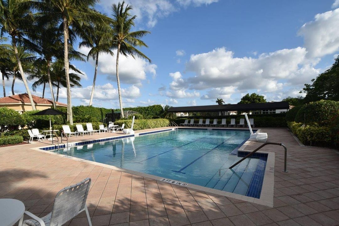 84-web-or-mls-63_valencia lakes