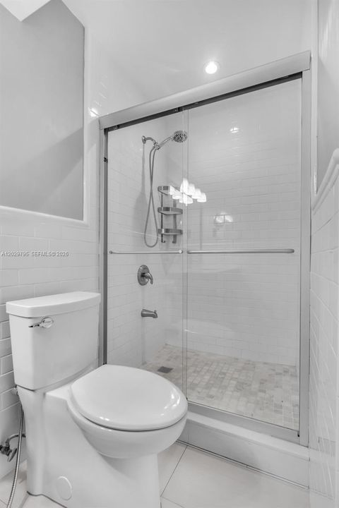 En Venta: $330,000 (2 camas, 1 baños, 988 Pies cuadrados)