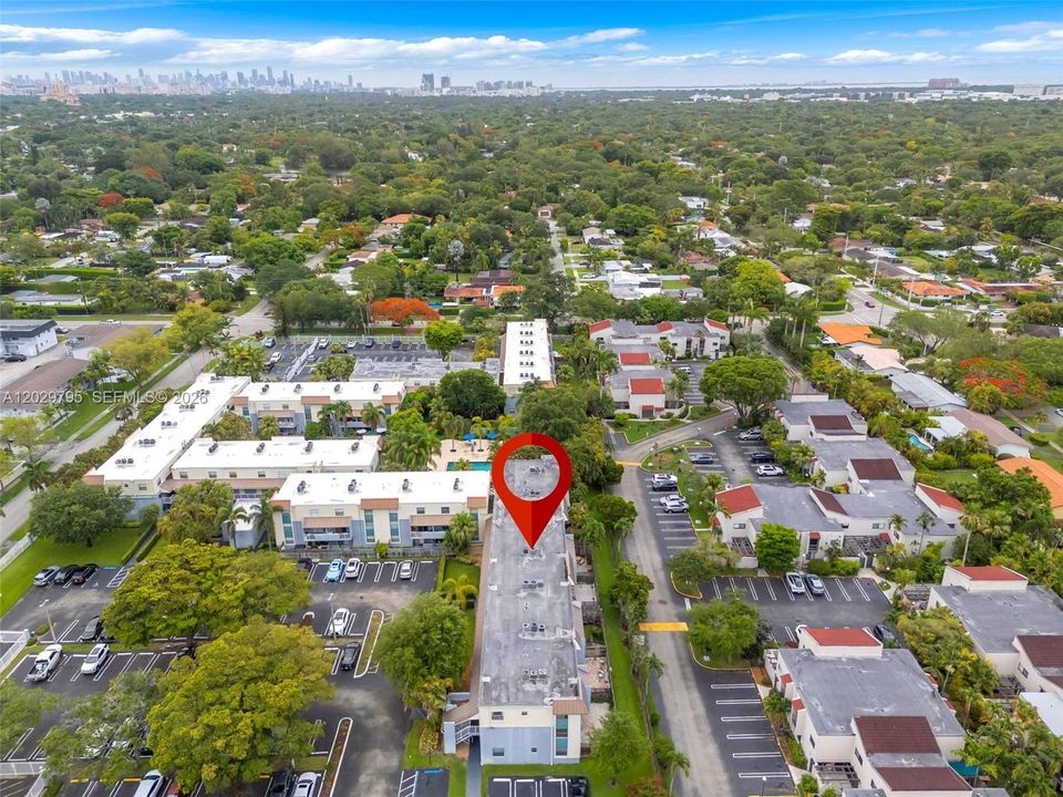 En Venta: $330,000 (2 camas, 1 baños, 988 Pies cuadrados)