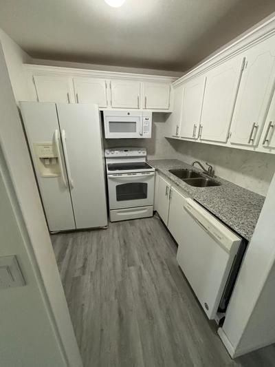 244 Windsor K