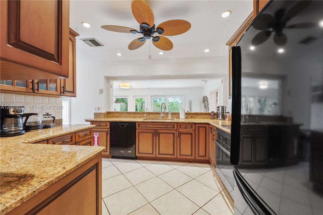 For Sale: $759,000 (3 beds, 2 baths, 1959 Square Feet)