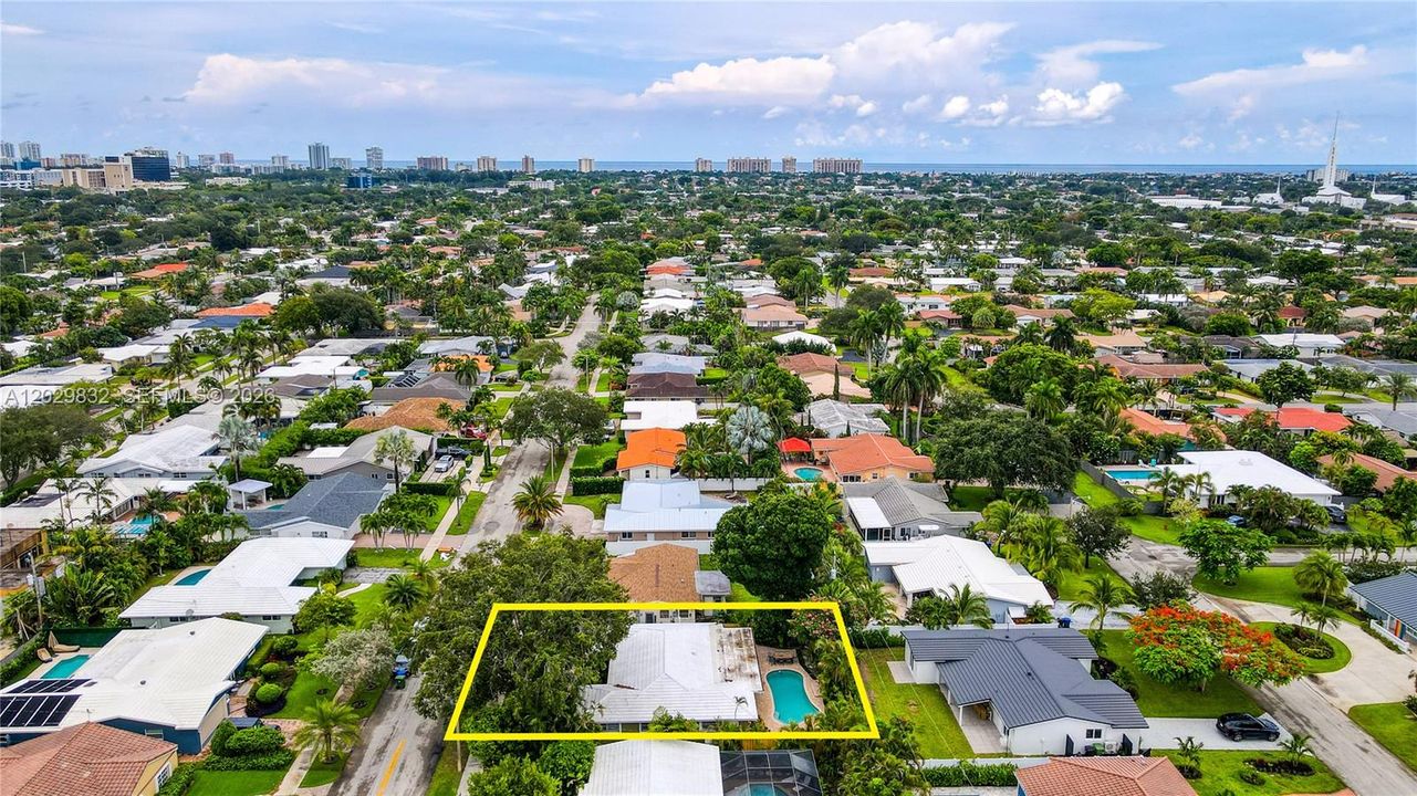 For Sale: $759,000 (3 beds, 2 baths, 1959 Square Feet)