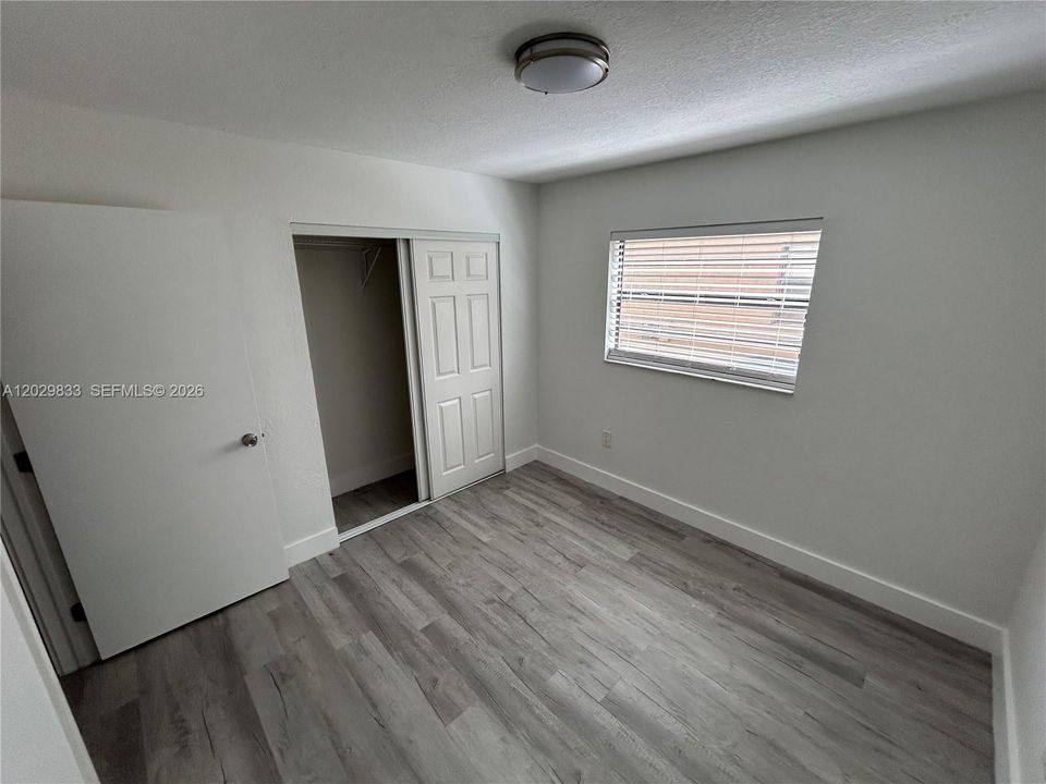 For Sale: $257,000 (2 beds, 1 baths, 777 Square Feet)