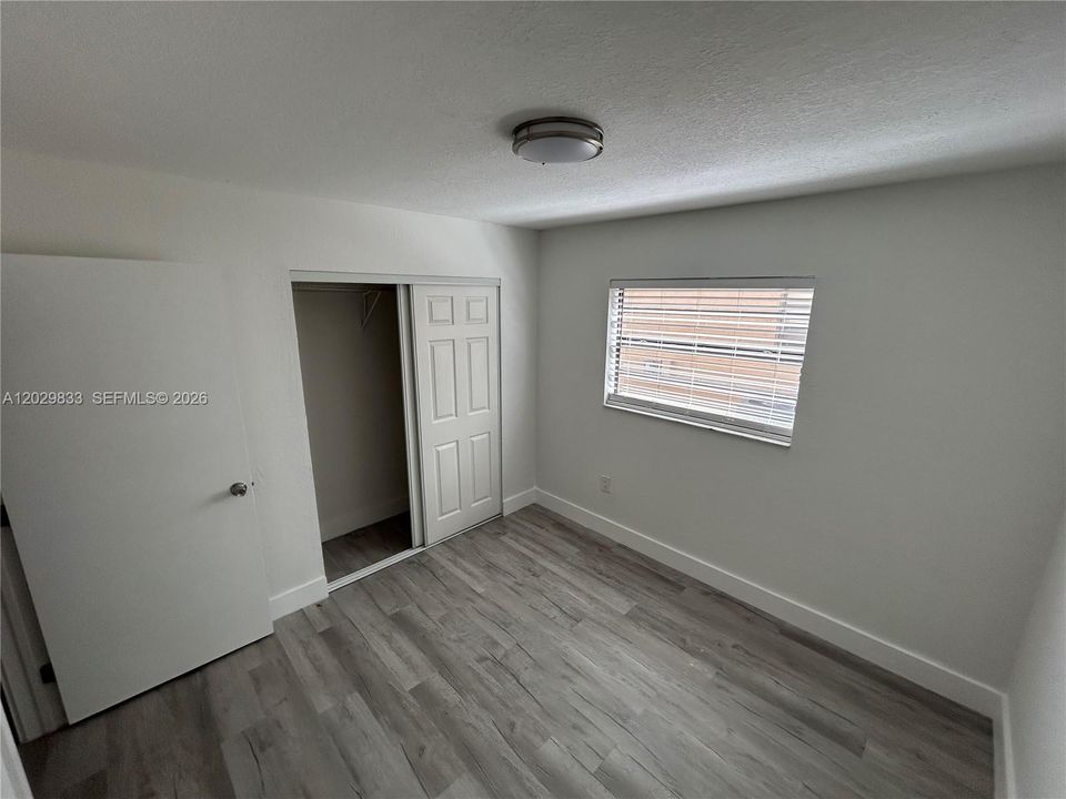 For Sale: $257,000 (2 beds, 1 baths, 777 Square Feet)