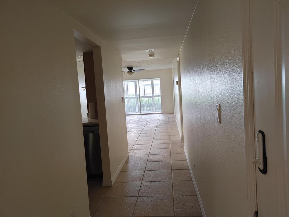 ENTRANCE FROM FRONT DOOR