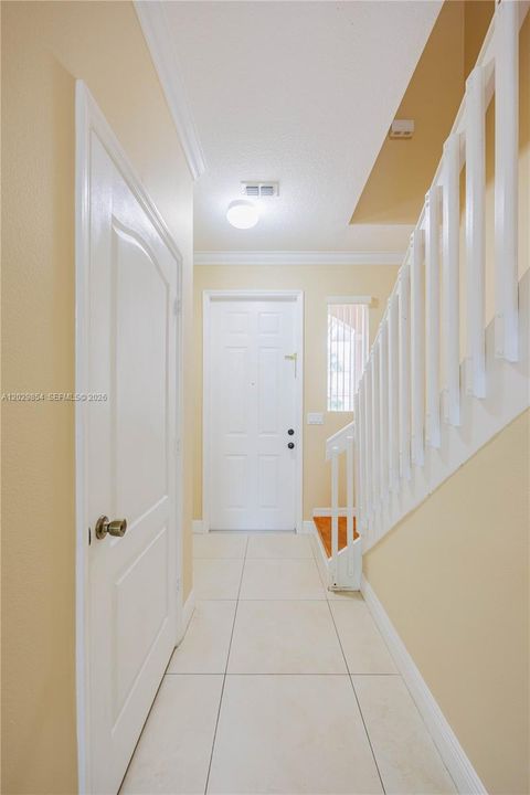 For Sale: $370,000 (2 beds, 2 baths, 1507 Square Feet)