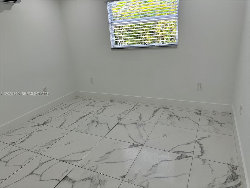 For Rent: $1,500 (1 beds, 1 baths, 600 Square Feet)
