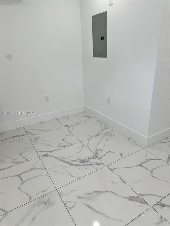 For Rent: $1,500 (1 beds, 1 baths, 600 Square Feet)