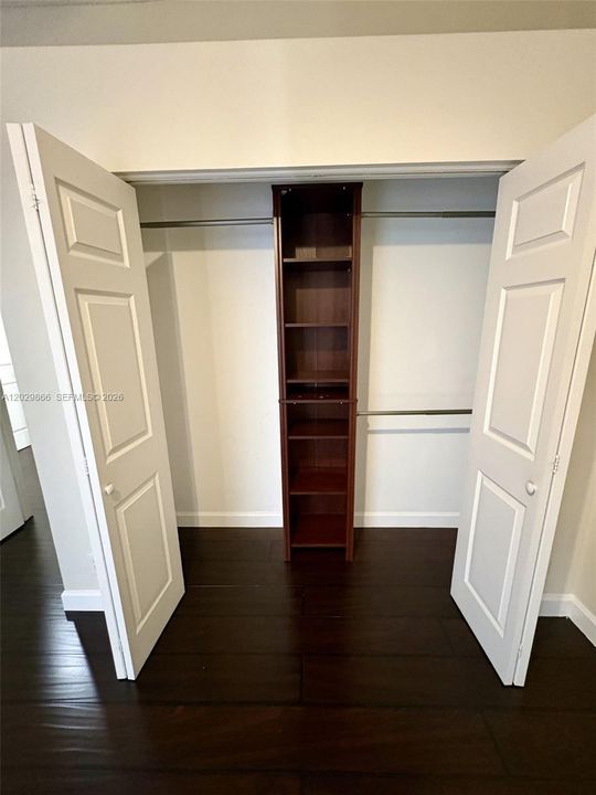 For Rent: $4,200 (3 beds, 2 baths, 1889 Square Feet)