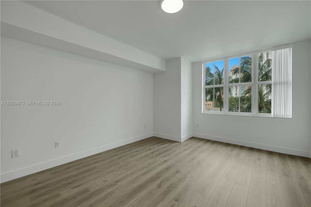 For Sale: $535,000 (2 beds, 2 baths, 1730 Square Feet)