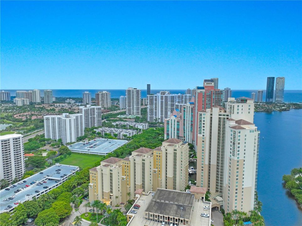 For Sale: $535,000 (2 beds, 2 baths, 1730 Square Feet)