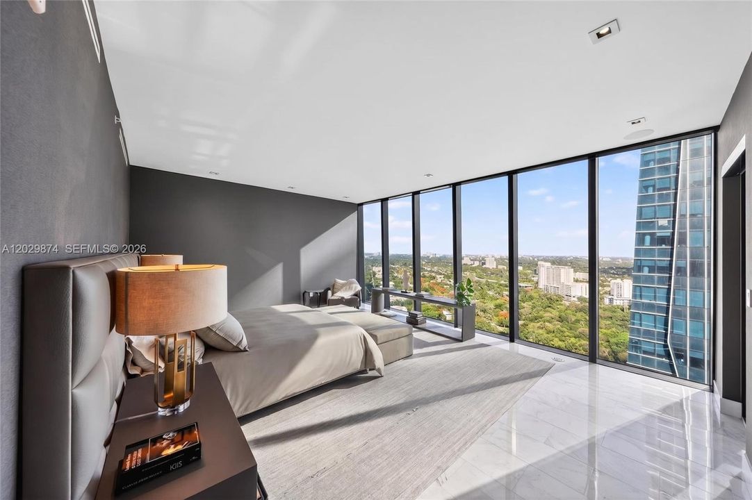 For Sale: $4,300,000 (3 beds, 3 baths, 3083 Square Feet)
