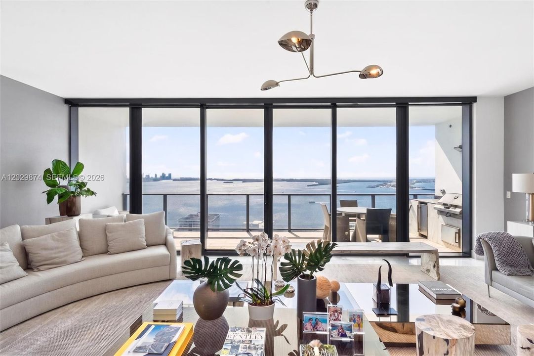 For Sale: $4,300,000 (3 beds, 3 baths, 3083 Square Feet)