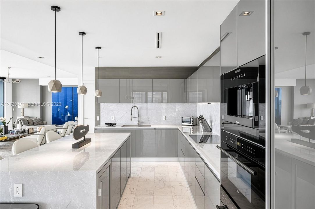 For Sale: $4,300,000 (3 beds, 3 baths, 3083 Square Feet)