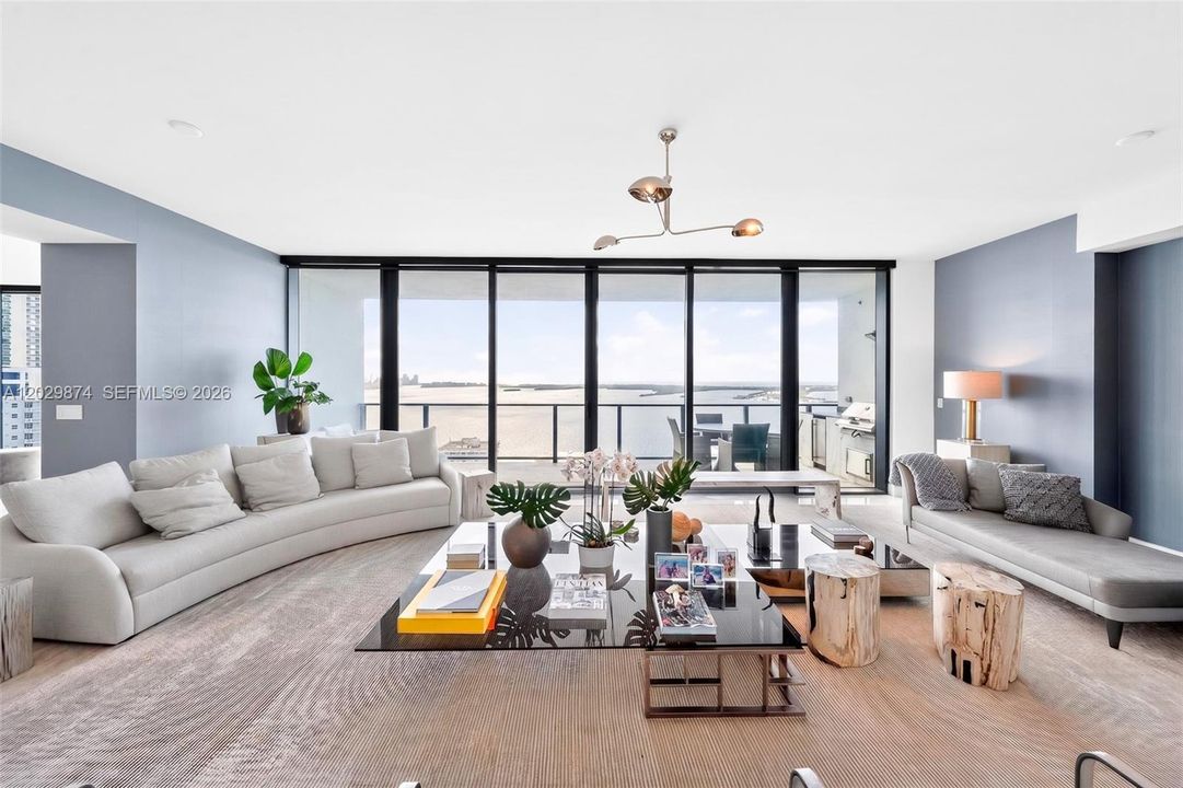 For Sale: $4,300,000 (3 beds, 3 baths, 3083 Square Feet)