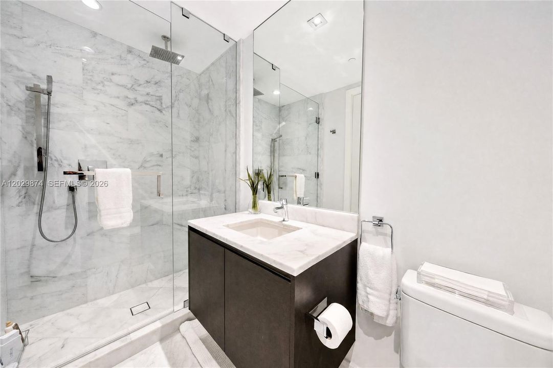 For Sale: $4,300,000 (3 beds, 3 baths, 3083 Square Feet)