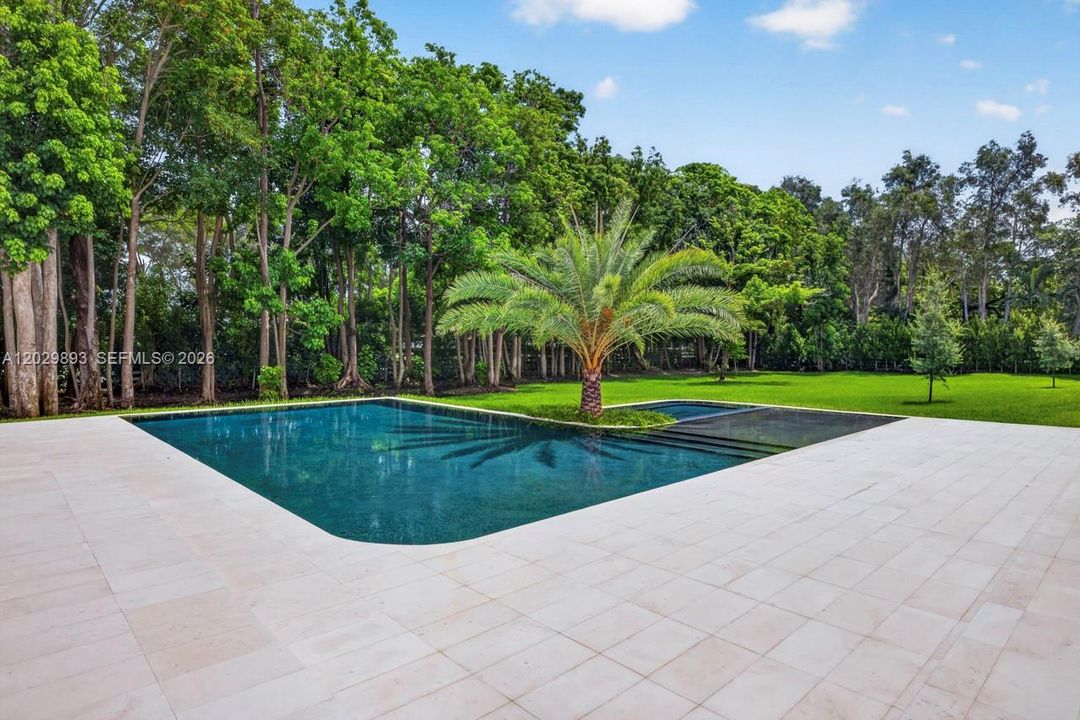 For Sale: $12,399,000 (6 beds, 8 baths, 0 Square Feet)