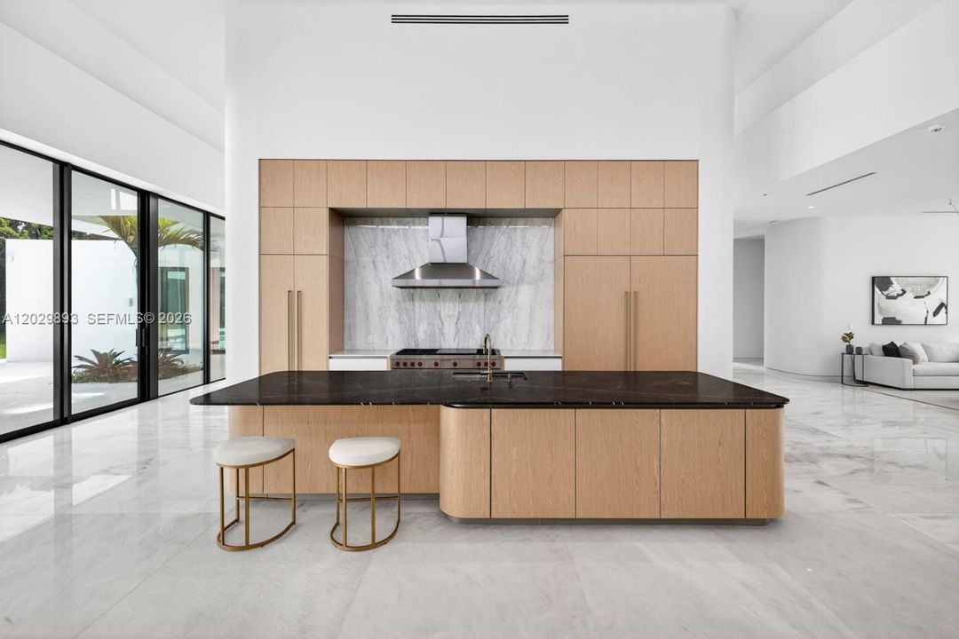 For Sale: $12,399,000 (6 beds, 8 baths, 0 Square Feet)