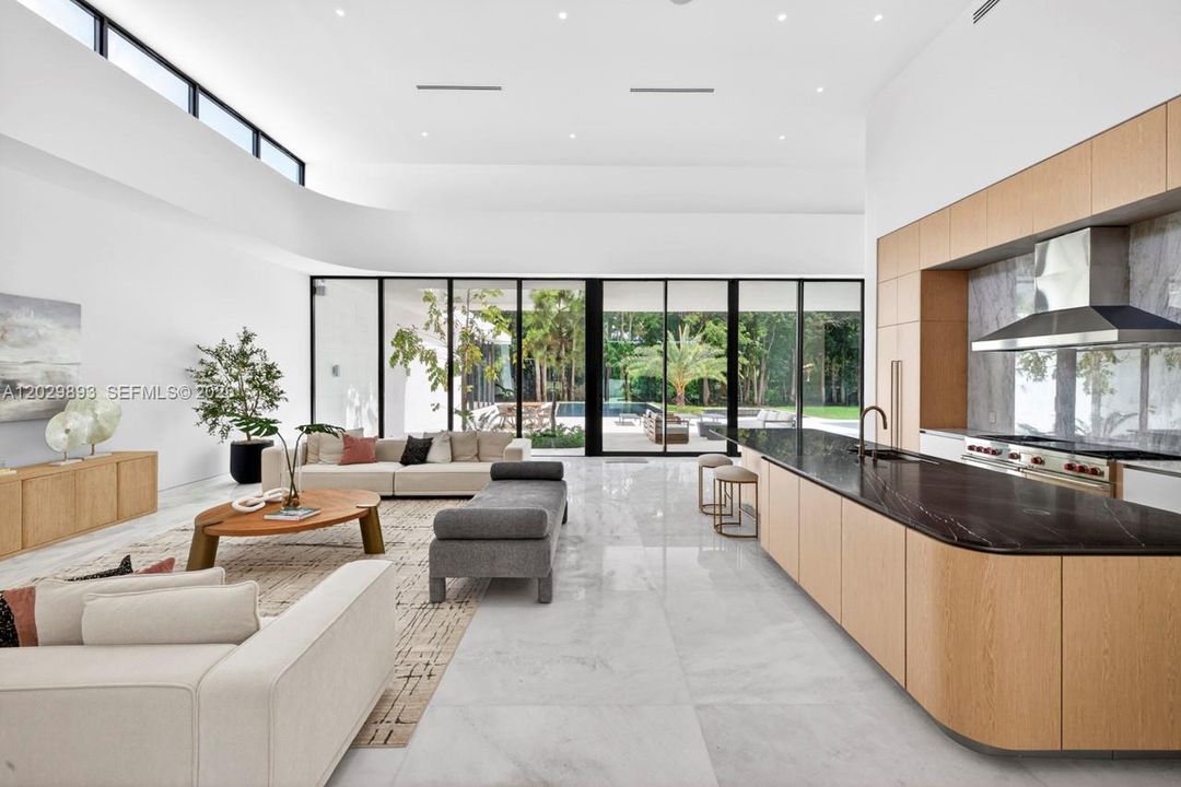 For Sale: $12,399,000 (6 beds, 8 baths, 0 Square Feet)