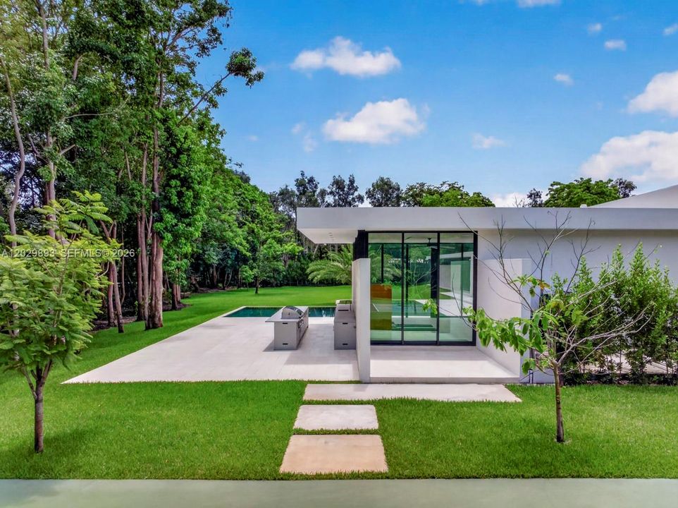 For Sale: $12,399,000 (6 beds, 8 baths, 0 Square Feet)