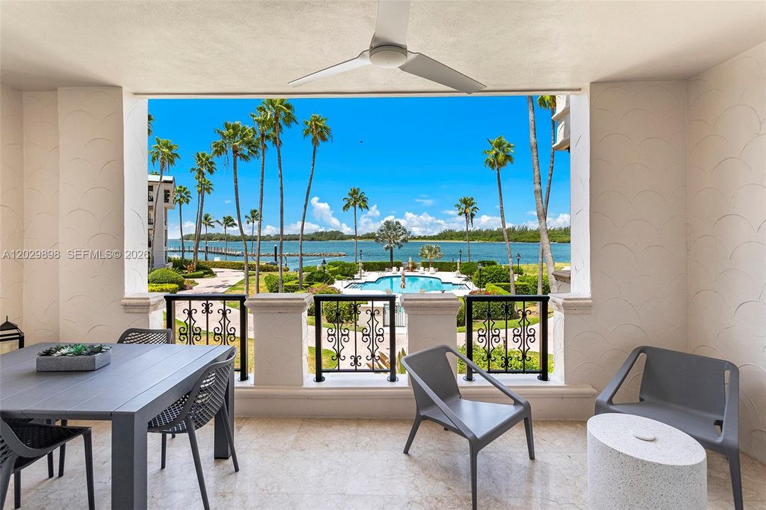 For Sale: $3,750,000 (2 beds, 2 baths, 1847 Square Feet)
