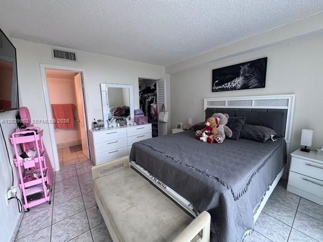 En Venta: $250,000 (2 camas, 2 baños, 898 Pies cuadrados)