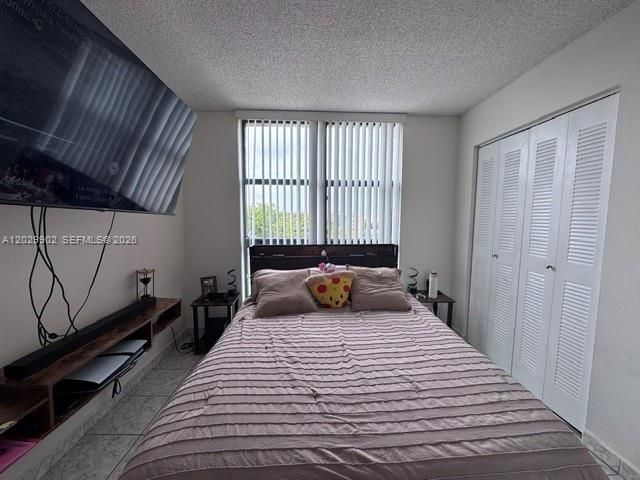 En Venta: $250,000 (2 camas, 2 baños, 898 Pies cuadrados)