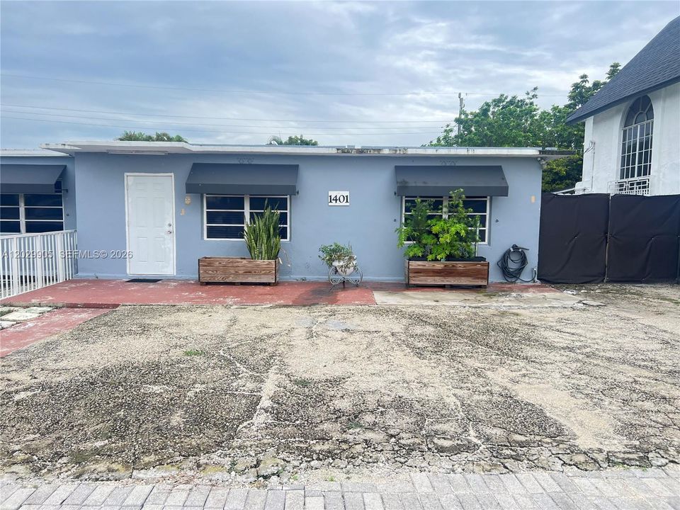 En Renta: $3,800 (3 camas, 2 baños, 1606 Pies cuadrados)