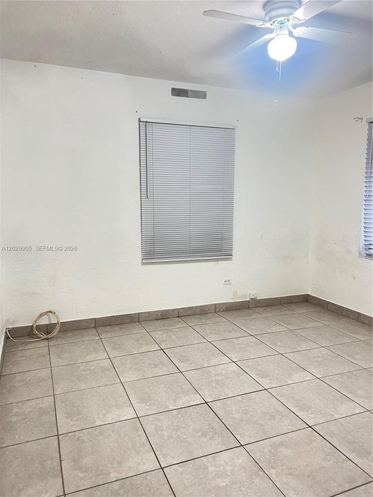 En Renta: $3,800 (3 camas, 2 baños, 1606 Pies cuadrados)