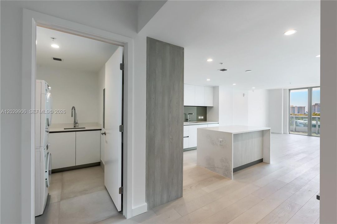 En Venta: $3,450,000 (3 camas, 3 baños, 1830 Pies cuadrados)
