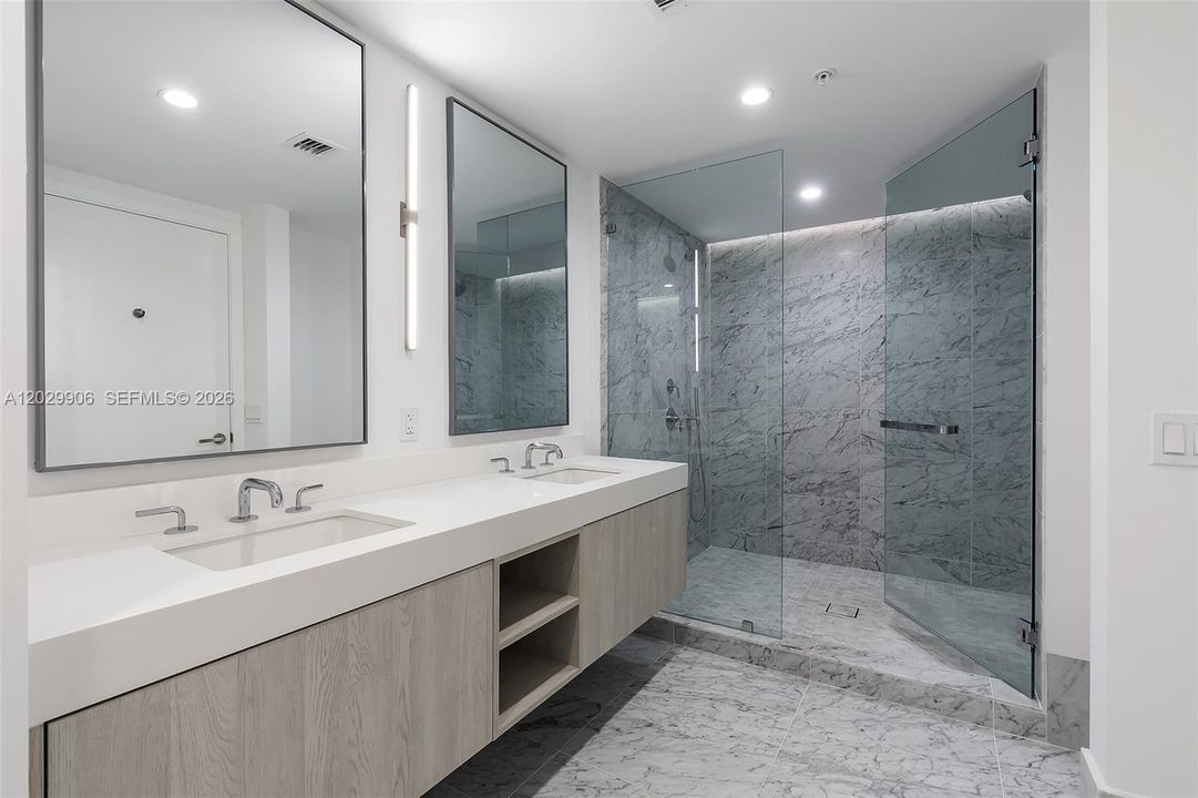 En Venta: $3,450,000 (3 camas, 3 baños, 1830 Pies cuadrados)