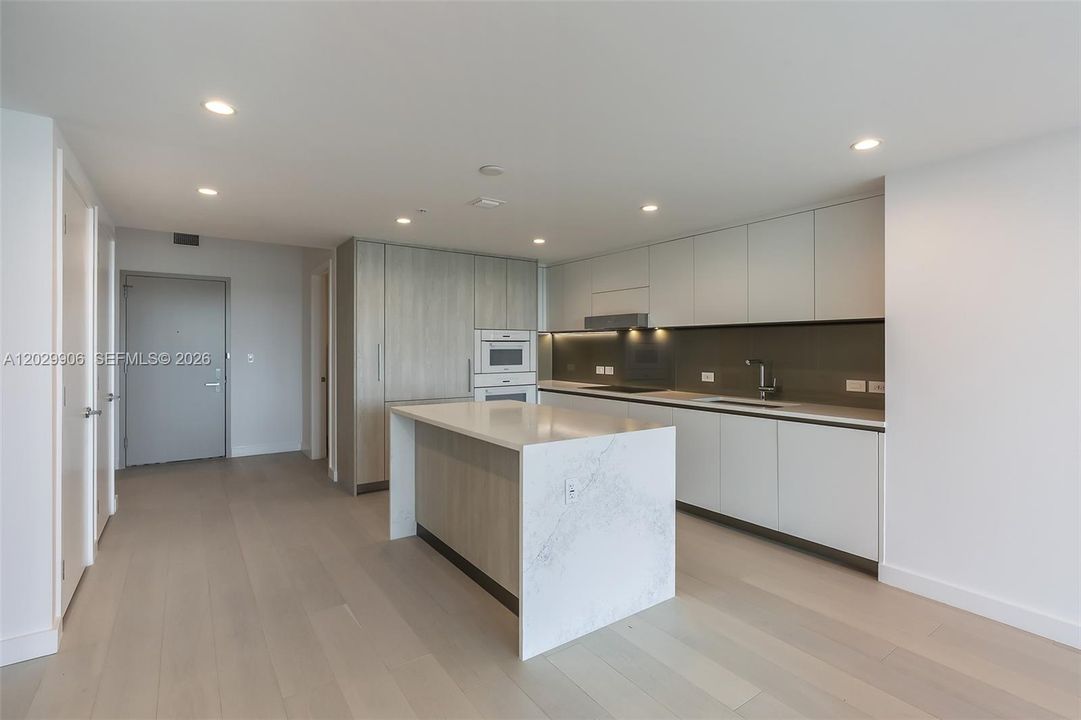 En Venta: $3,450,000 (3 camas, 3 baños, 1830 Pies cuadrados)