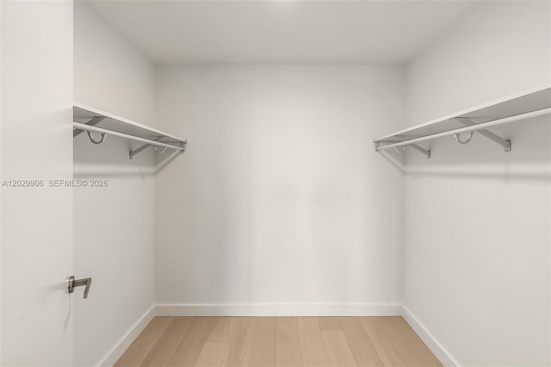 En Venta: $3,450,000 (3 camas, 3 baños, 1830 Pies cuadrados)