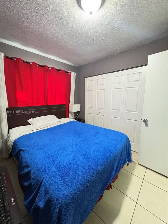 For Sale: $420,000 (2 beds, 1 baths, 948 Square Feet)