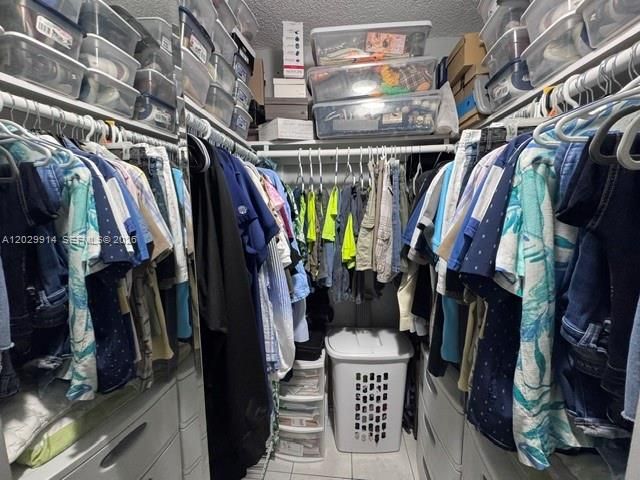 На продажу: $315,000 (3 спален, 2 ванн, 1114 Квадратных фут)