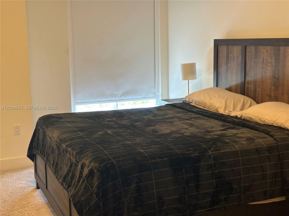 For Rent: $3,650 (3 beds, 3 baths, 1821 Square Feet)