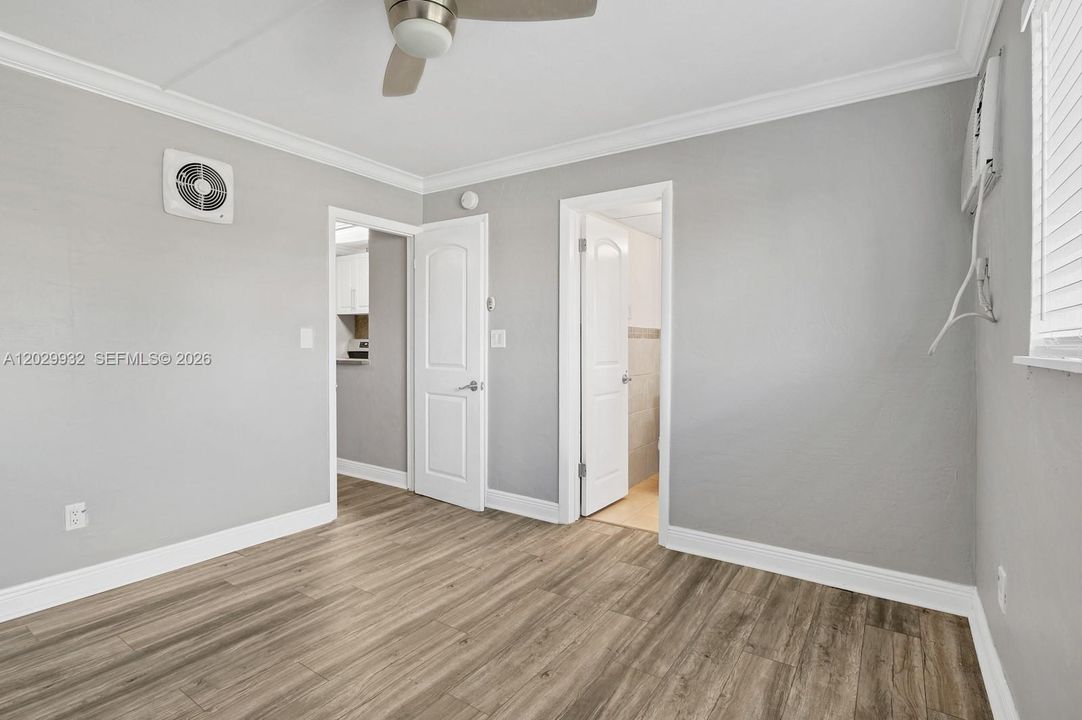 For Rent: $1,900 (1 beds, 1 baths, 410 Square Feet)