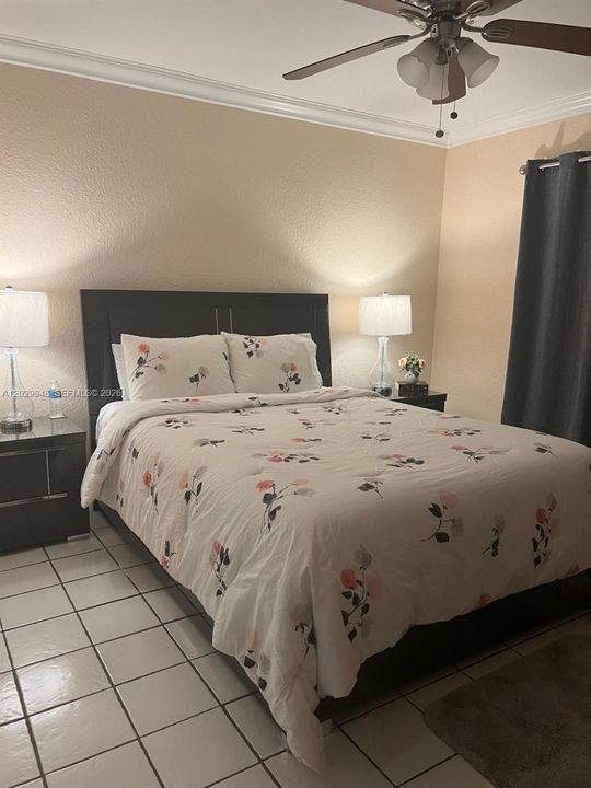 В аренду: $2,389 (2 спален, 1 ванн, 1010 Квадратных фут)
