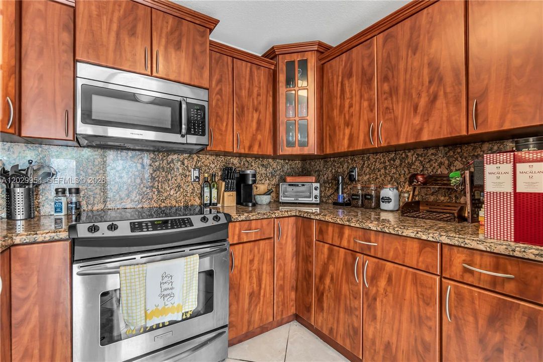 En Venta: $539,100 (3 camas, 2 baños, 1234 Pies cuadrados)