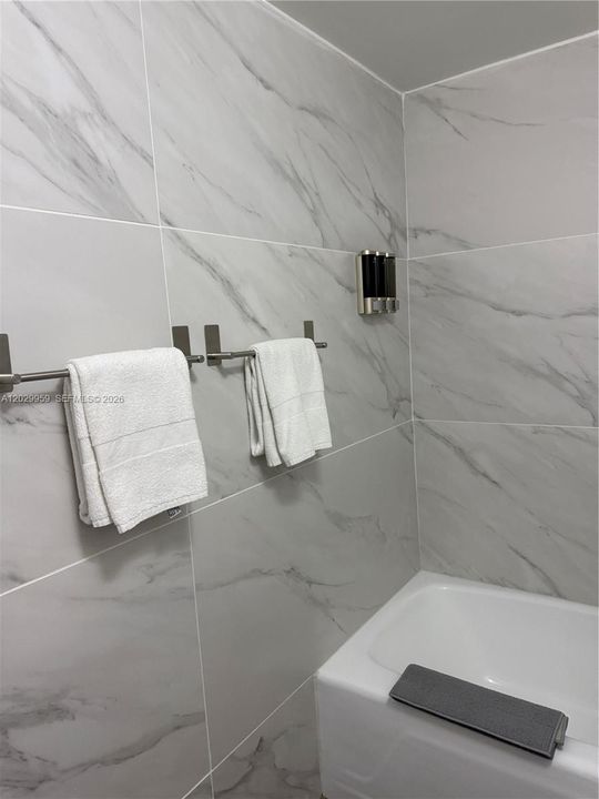 En Venta: $360,000 (0 camas, 1 baños, 400 Pies cuadrados)