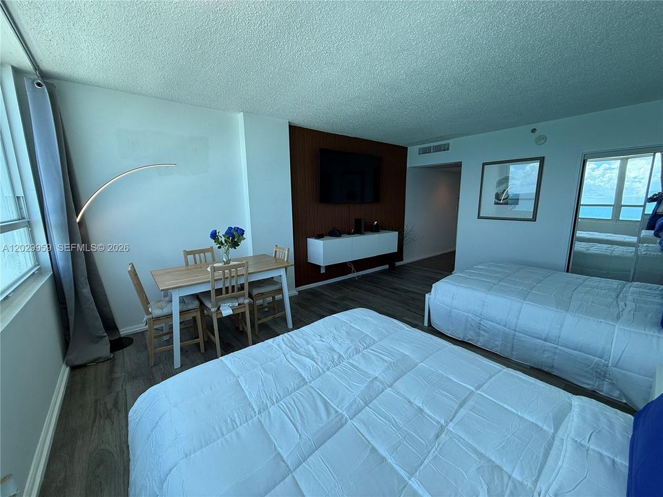 En Venta: $360,000 (0 camas, 1 baños, 400 Pies cuadrados)